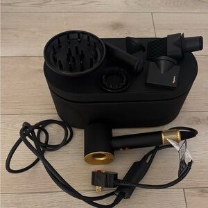 Dyson Hair Dryer with Attachments - Black and Gold
